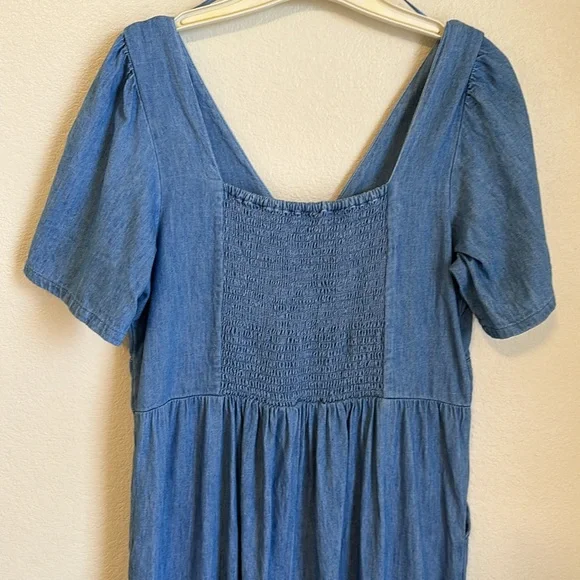 ❄️Old Navy Puff Sleeve Chambray Jumpsuit❄️ - Picture 6 of 10